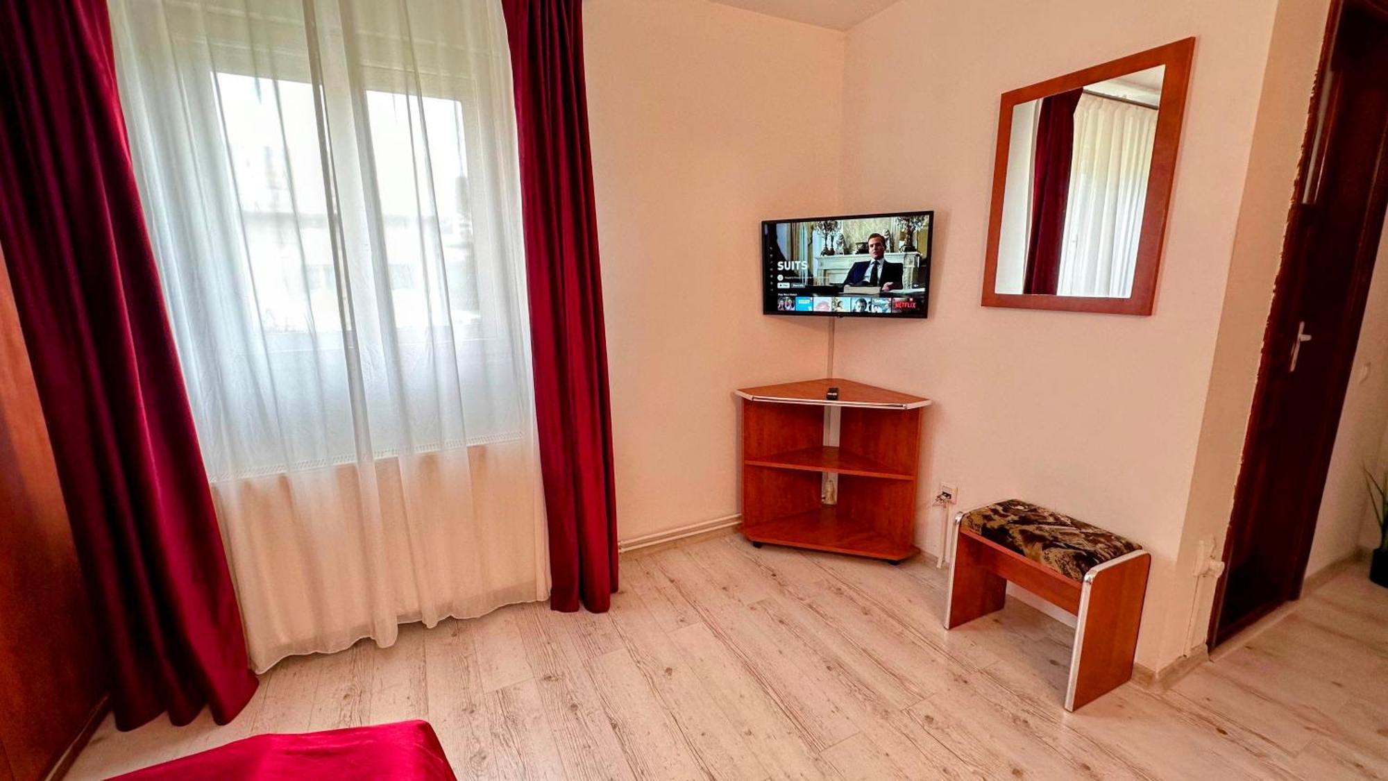 Готель Valea Alba View - Self Check-In Буштені Екстер'єр фото