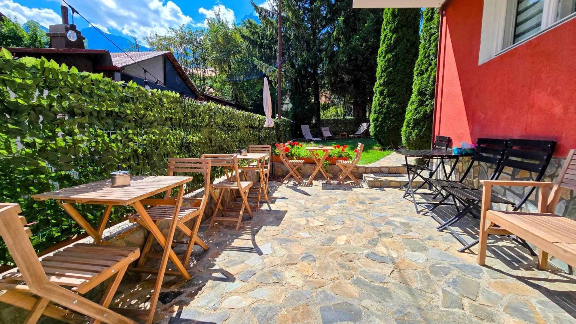 Готель Valea Alba View - Self Check-In Буштені Екстер'єр фото